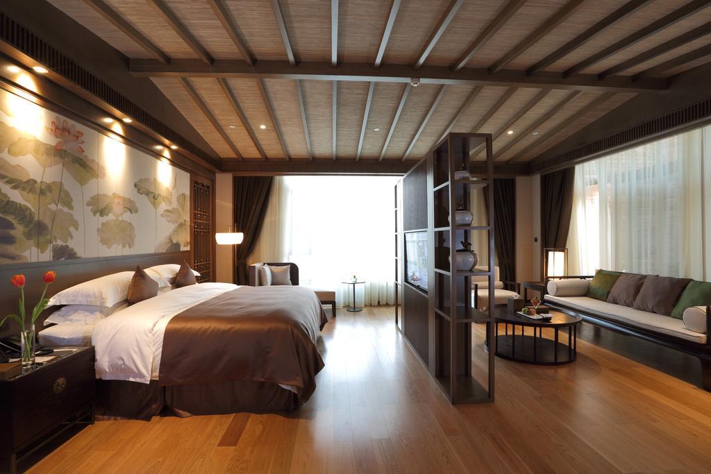 S&N Zhejiang Linhai International Hotel Quarto foto