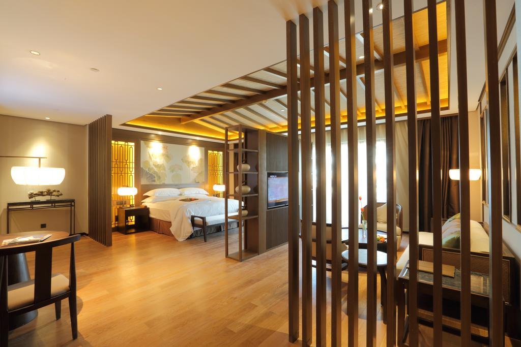 S&N Zhejiang Linhai International Hotel Quarto foto
