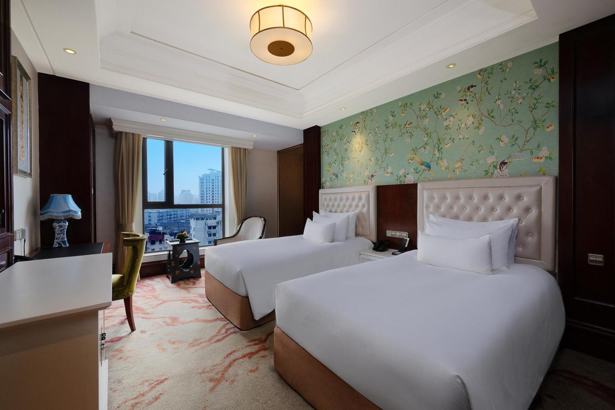 S&N Zhejiang Linhai International Hotel Exterior foto