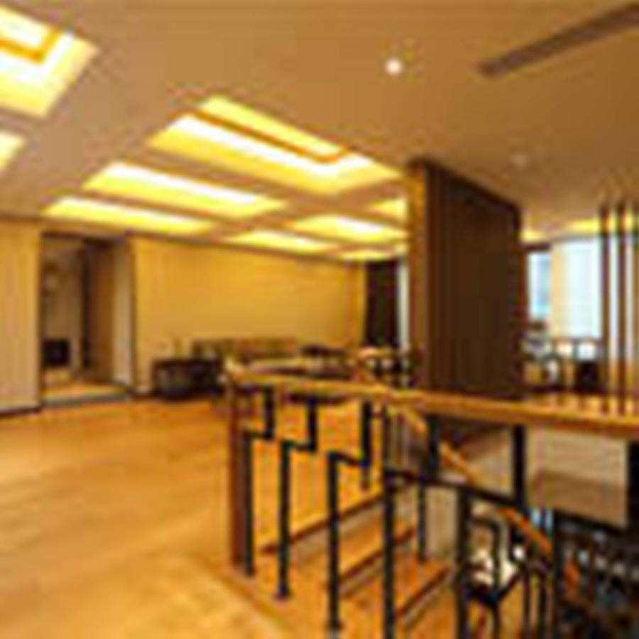 S&N Zhejiang Linhai International Hotel Exterior foto